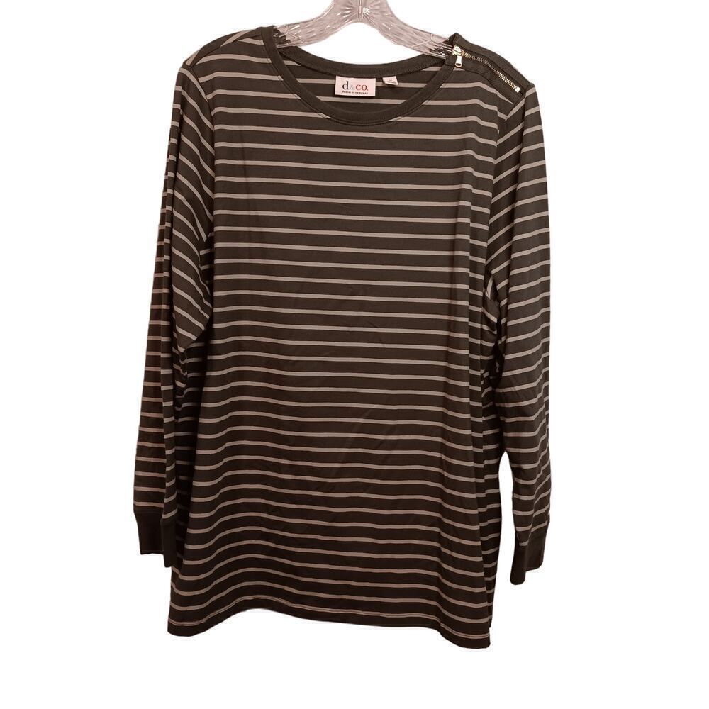 EUC D&Co Size 1X Dark Green Beige Long Sleeve Rounded Neck Zipper Embellishment